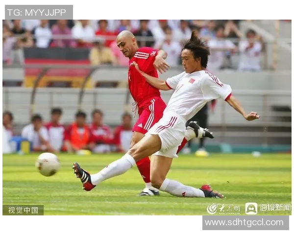 带孔字的足球明星们如何在绿茵场上闪耀光芒与魅力 带孔字的足球明星们如何在绿茵场上闪耀光芒与魅力