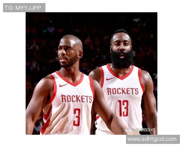 哈登领衔火箭队再战NBA赛场展现绝佳状态与团队默契