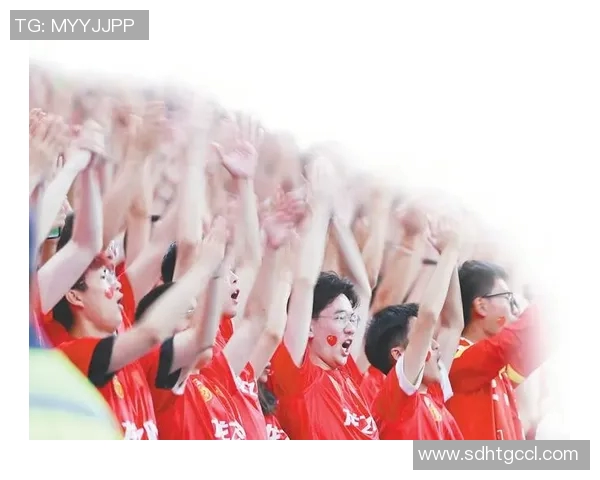 国足迎战巴勒斯坦力争胜利展现团队精神与拼搏决心